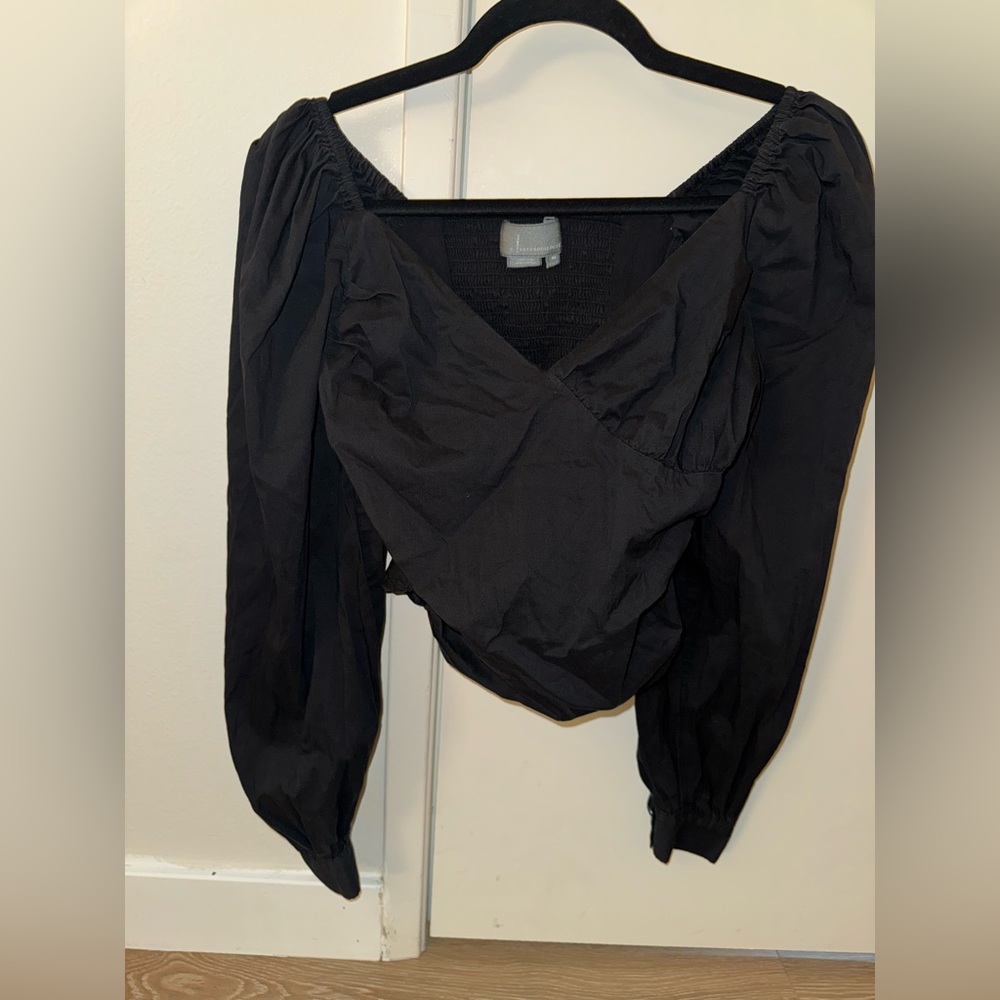 Black anthropologie top XS